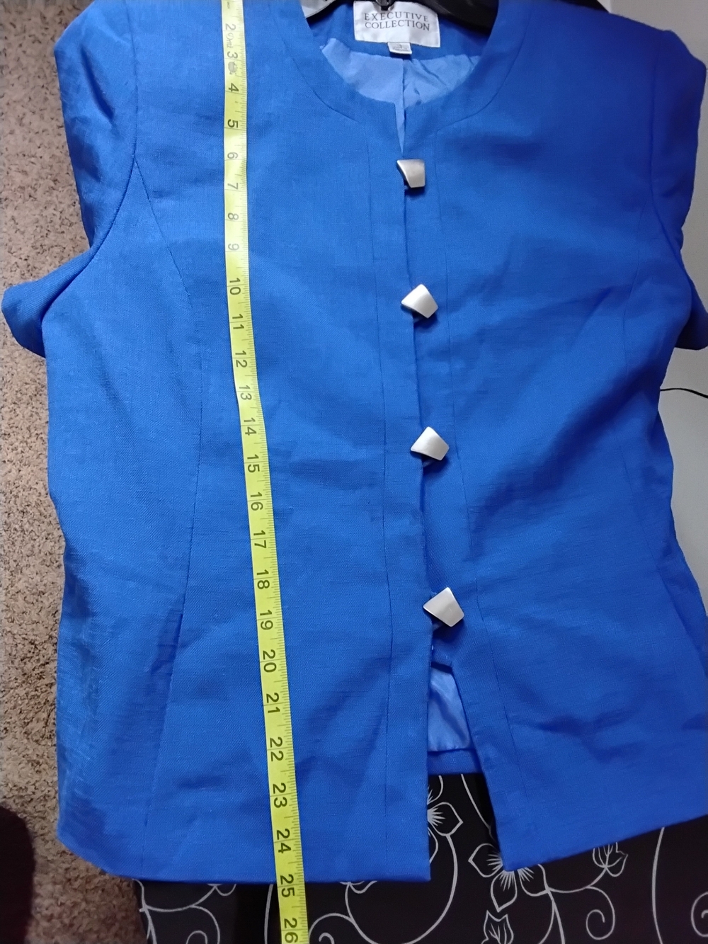Women’s Short Sleeve Blue Jacket - Picture 9 of 9
